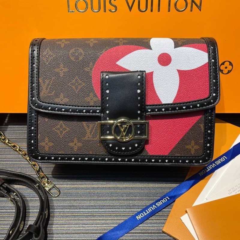 กนะเป๋าหลุยส์วิตตองlouis-vuitton-cruise2021