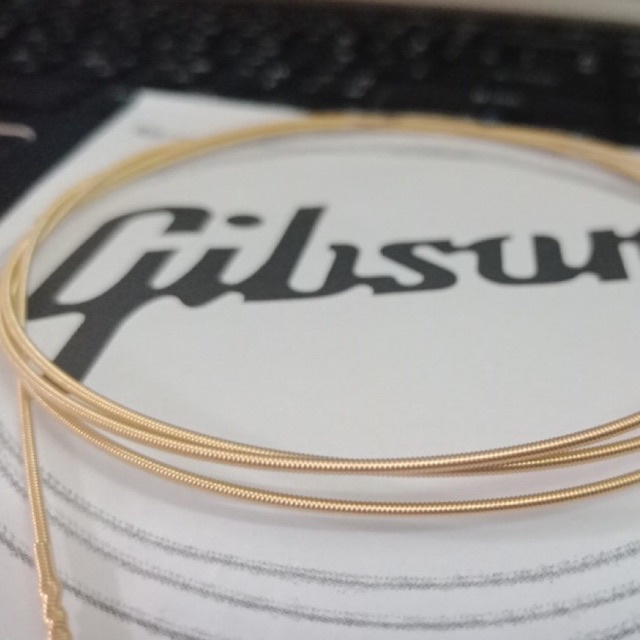 สายกีต้าร์โปร่ง-gibson-ราคาถูกที่สุด-เสียงดี-สายนิ่ม-guitar-string-สายกีต้าร์เบอร์10-1ชุดครบ6เส้น