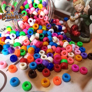 30g ลูกปัด ขนาด 8 มิล คละสี beads พลาสติก (รูร้อยใหญ่ 3 มิล ) สำหรับร้อยเชือกเส้นใหญ่ ใช้สำหรับงานตกแต่ง 09BA4000B23