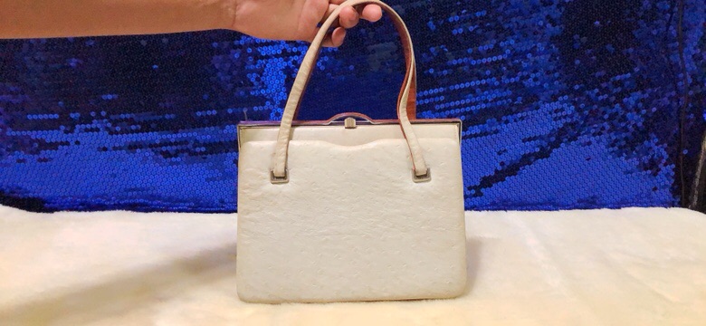 white-leather-hand-bag-แท้