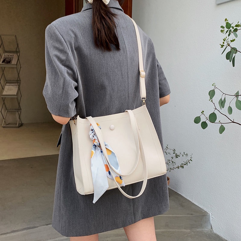 ที่เรียบง่ายความจุขนาดใหญ่กระเป๋าหญิงญี่ปุ่นและเกาหลีใต้ใหม่ของ-messenger-กระเป๋าป่าเนื้อไหล่กระเป๋า