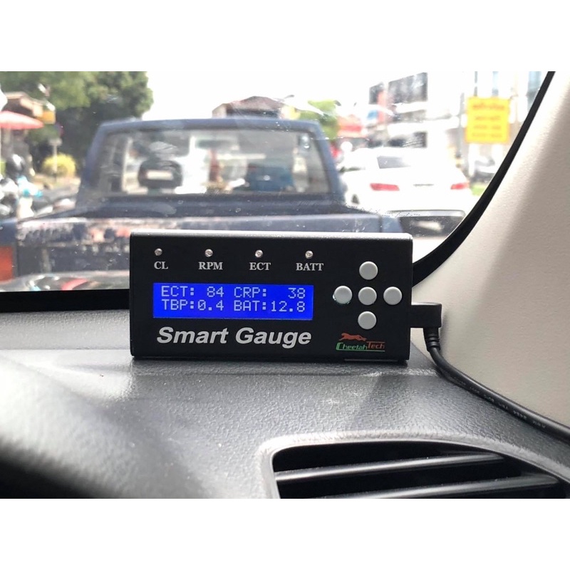 สมาร์คเกจ-smart-gauge-มีติดรถไว้ดีมาก-สามารถ-ดู-ความร้อน-รอบเครื่อง-แบตเตอรี่-ลบโค้ดแก้ไฟโชว์ต่างๆของเครื่องยนต์