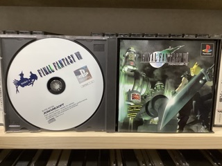 ภาพขนาดย่อของภาพหน้าปกสินค้าแผ่นแท้  Final Fantasy VII (Japan) (SLPS-00700~2) FF 7 จากร้าน japan.gameshop.rareitems บน Shopee