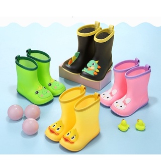 รองเท้าบูทเด็ก พร้อมส่งจ้า 🛒 รองเท้าบูทลายการ์ตูน รุ่นAnimal Boots หน้าฝนแล้ว ที่ขาดไม่ได้สำหรับวันที่ฝนตกที่ต้องมี