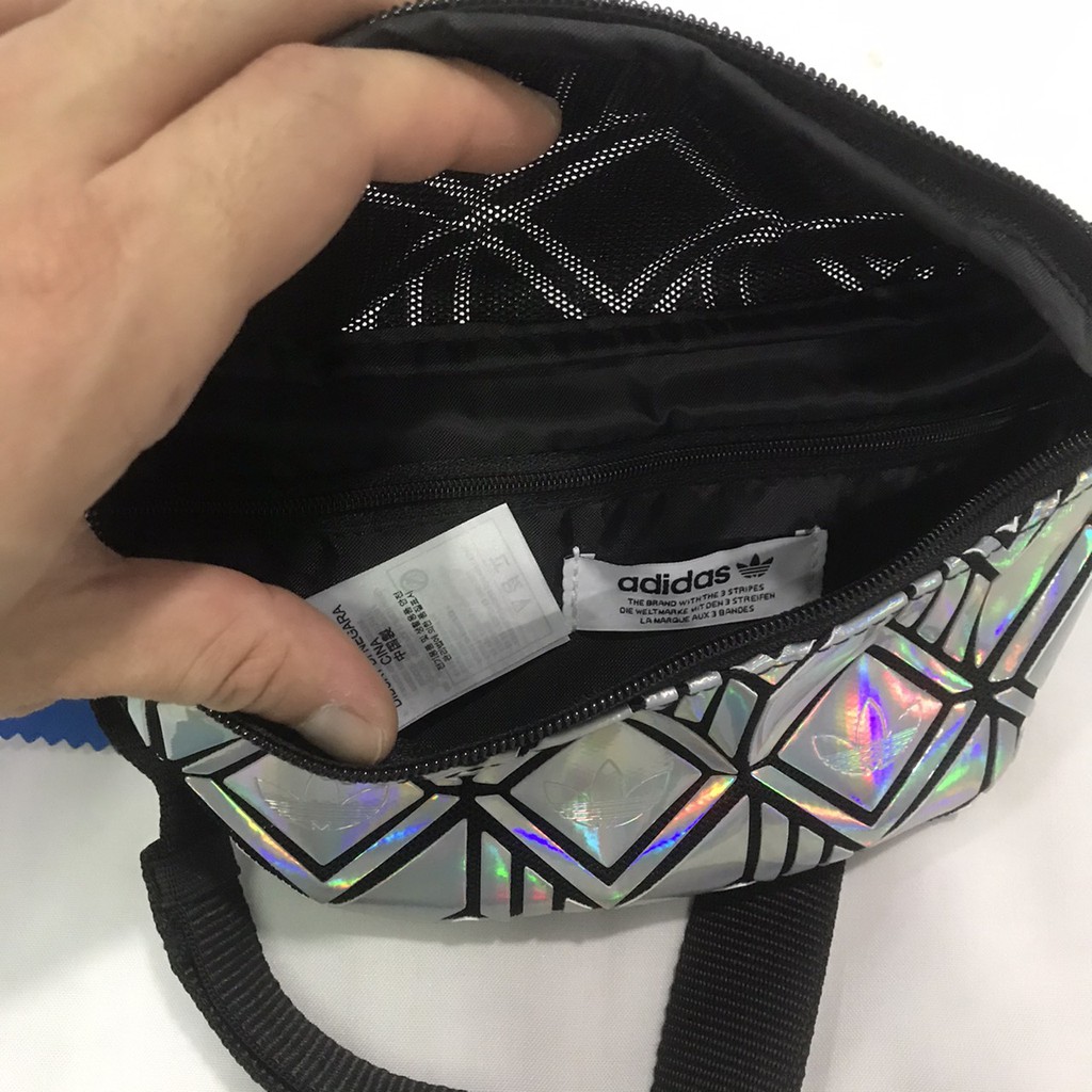 กระเป๋า-adidas-originals-waist-bag-สีเงิน-ge5452