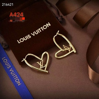 Lv ต่างหูสตั๊ด เหล็กไทเทเนียม โลโก้ตัวอักษร เรียบง่าย เครื่องประดับ สําหรับผู้หญิง