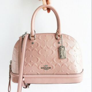 👜COACH MINI SIERRA SATCHEL IN SIGNATURE DEBOSSED PATENT LEATHER👜
🍭COLOR : SILVER/LIGHT PINK