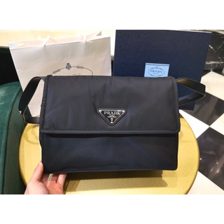 พรี​ ราคา8300 Prada 1BD255 Nylon Messenger กระเป๋าสะพาย กระเป๋าสะพายข้าง30cm