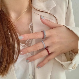 ภาพหน้าปกสินค้าเครื่องประดับผู้หญิงแหวนลูกปัดคริสตัลเรซิ่นสีพื้น 4 ชิ้น / ชุด ซึ่งคุณอาจชอบราคาและรีวิวของสินค้านี้