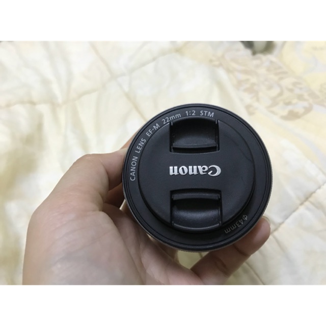 canon-lens-ef-m-22-mm-f2-stm