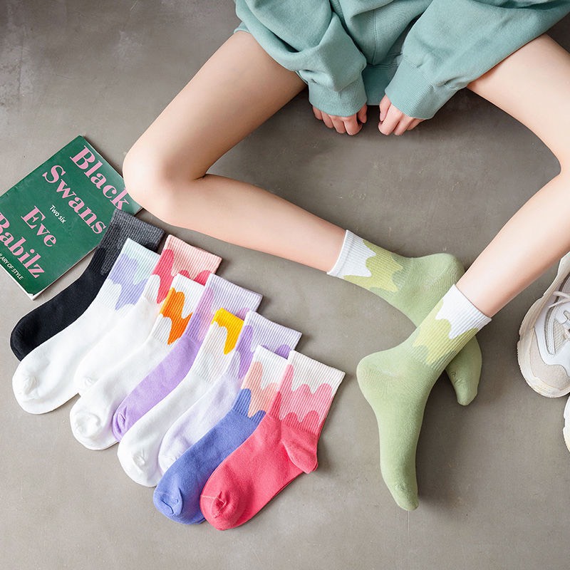 รูปภาพสินค้าแรกของถุงเท้าญี่ปุ่น แนวแฟชั่น ข้อกลาง แนวแฟชั่น สีพื้น