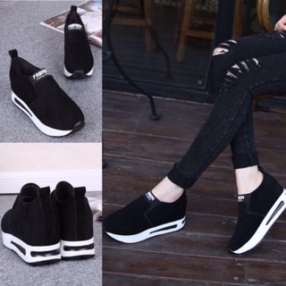 สินค้า พร้อม ส่งรองเท้าผ้าใบแฟชั่นแบบสวมslip on น้ำหนักเบา