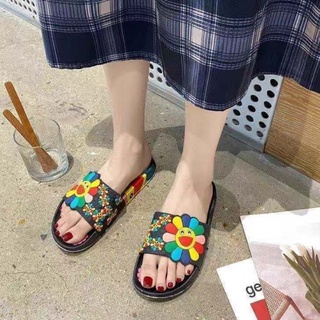 🎀คุ้มค่า รองเท้าแตะฤดูร้อนของผู้หญิงสวมดอกทานตะวันหวานบ้านในร่มและกลางแจ้งรองเท้าชายหาดผู้หญิงพื้นนุ่ม SS211