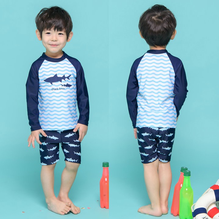 ลดราคา-สินค้าพร้อมส่ง-ชุดว่ายน้ำเด็กชาย-ลายฉลามบุก-แขนยาวกันยูวี-พร้อมกางเกงขาสั้น-3-11ขวบ