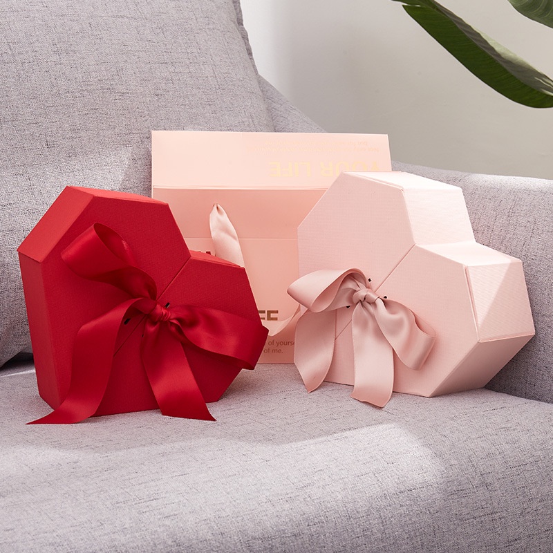 พร้อมส่งจากไทย-กล่องของขวัญรูปหัวใจ-กล่องใส่ของวันเกิด-วันครบรอบ-กล่องของขวัญให้แฟนน่ารักๆ-กล่องรูปหัวใจผูกโบว์