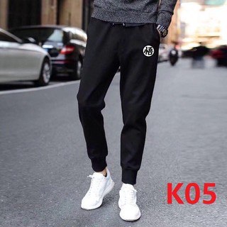 ภาพขนาดย่อของภาพหน้าปกสินค้ากางเกงขายาวลำลอง กางเกงผู้ชาย กางเกงแฟชั่นเกาหลีสำหรับผู้ชาย (สีดำ) รุ่น K03-K05 แมตท์ได้กับทุกชุด เนื้อดีใส่สบาย จากร้าน abcd8899shop บน Shopee ภาพที่ 6