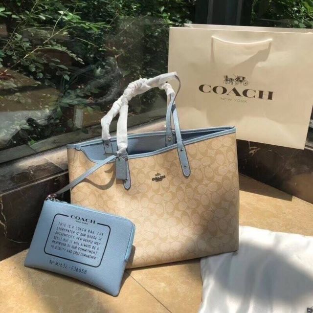 coach-reversible-signatual-city-tote