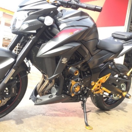 กันล้ม-กันล้มกลาง-suzuki-gsx-s750-ของแต่ง-gsx750-จำหน่ายทั้งปลีกและส่ง