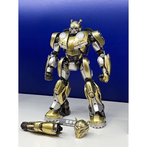 threezero-bumblebee-dlx-gold-edition-จาก-transformer-bumblebee