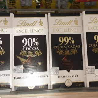 ภาพหน้าปกสินค้าLind EXCELLENCE Cocoa90% & 99% โกโก้คีโต(ลินด์ เอ็กเซอร์แลนซ์ ดาร์ก โกโก้ 100%  99%  90 %  85% ดาร์กช็อกโกแลต) ที่เกี่ยวข้อง