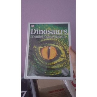 Dinosaurs a childrens encyclopedia หนังสือมือ2