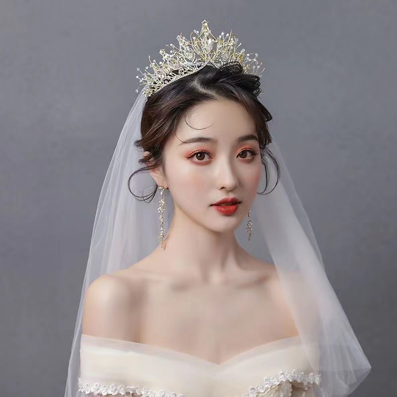 เจ้าสาว-tiara-three-veils-งานแต่งงานที่หลากหลายที่สุด