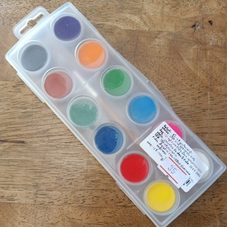 สีน้ำชนิดก้อน 12 สี พร้อมพู่กัน ราคาประหยัด 35 บาท