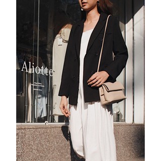 Aliotte - Double - Breasted Blazer เสื้อเบลเซอร์กระดุมหน้าผ่าหลัง