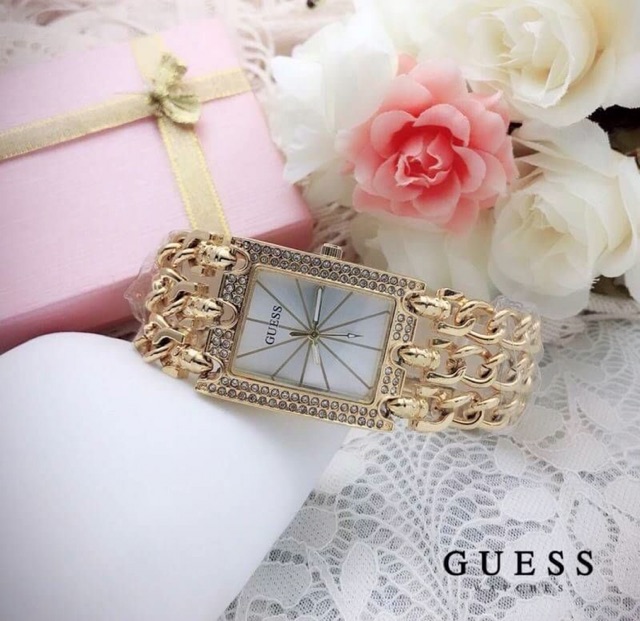 นาฬิกาข้อมือ-guess