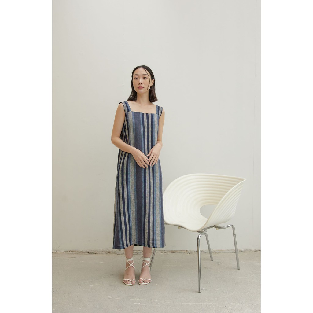 ashwood-dayoff-dress-navy-stripe-ชุดเดรสแขนกุด