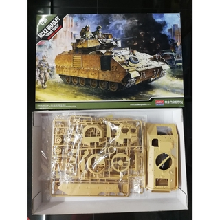 โมเดลประกอบ Academy Model 1/35 AC13205 M2A2 Bradley O.I.F.