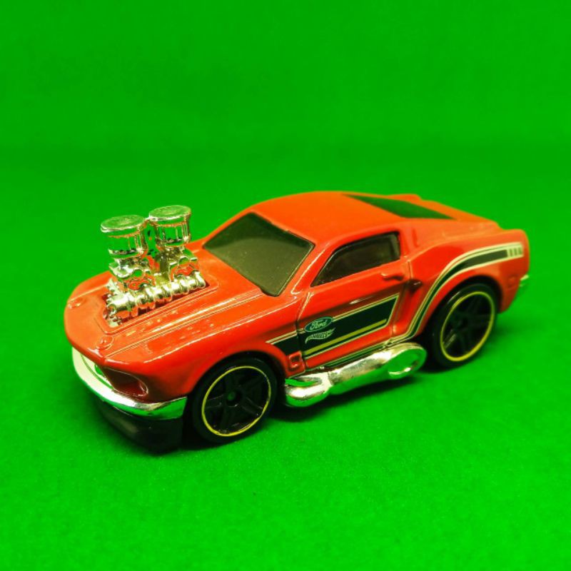 รถ-hotwheels-ของแท้มือสอง-รุ่น-1968-mustang-สภาพใหม่ตั้งโชว์-มีคันเดียวเท่านั้นค่ะ-ราคา-100-บาท