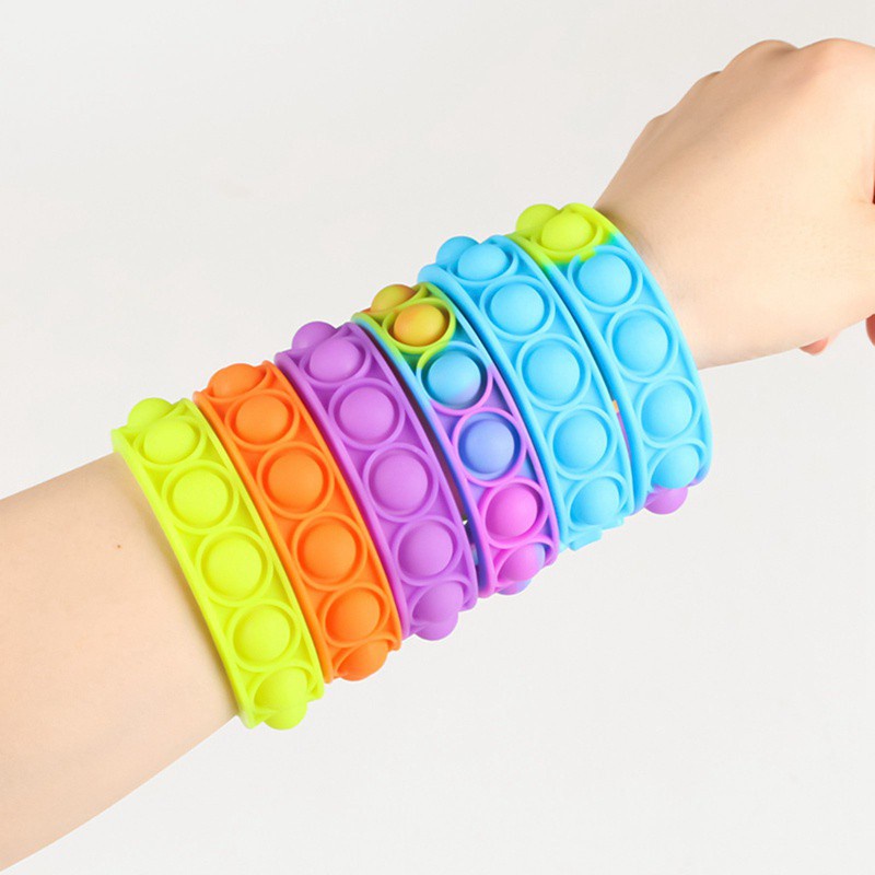 สายรัดข้อมือซิลิโคนลายเชอรี่ของเล่นบรรเทาความเครียดความวิตกกังวลความวิตกกังวล
