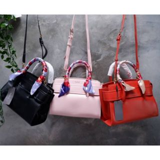 กระเป๋าถือ Pedro scarf handle tote bag