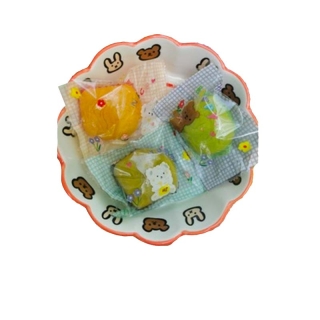 โปรโมชั่น : เปี๊ยะลาวาใส้ทะลัก12บาท แพคเกตคริสมาส