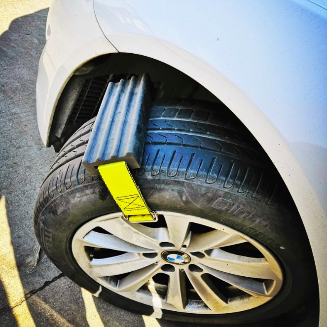 อุปกรณ์ช่วยรถติดโคลน-ติดหล่ม-tire-traction-device-for-car-vat-2-ชิ้น-ขนาดใหญ่-สีเหลือง