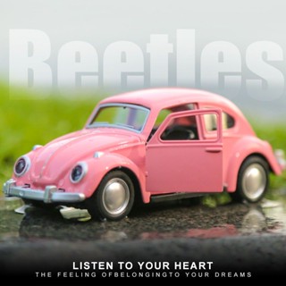 【พร้อมส่ง】โมเดลรถยนต์จําลอง 1:36 Pink Beetle ของเล่นสําหรับเด็ก