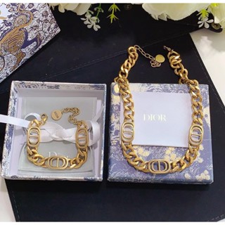 ใหม่ สร้อยคอโซ่ สร้อยข้อมือ จี้ตัวอักษร CD ช็อคโกแลต สไตล์วินเทจ คลาสสิก