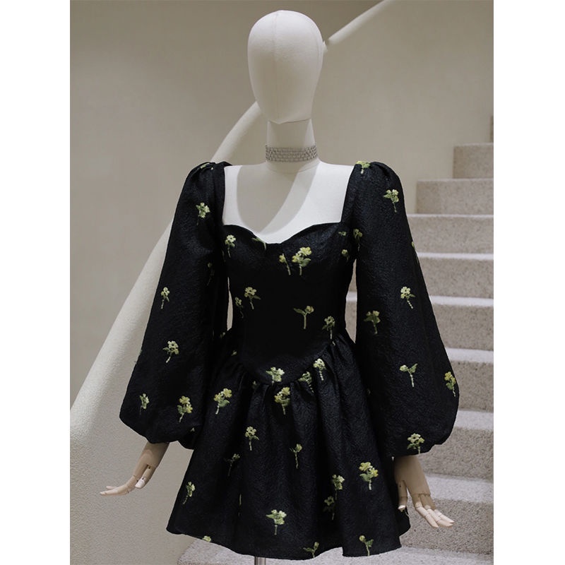 large-size-autumn-dress-for-women-in-2022-the-new-french-style-broken-flowers-show-the-trend-of-skinny-dresses-at-the-waist