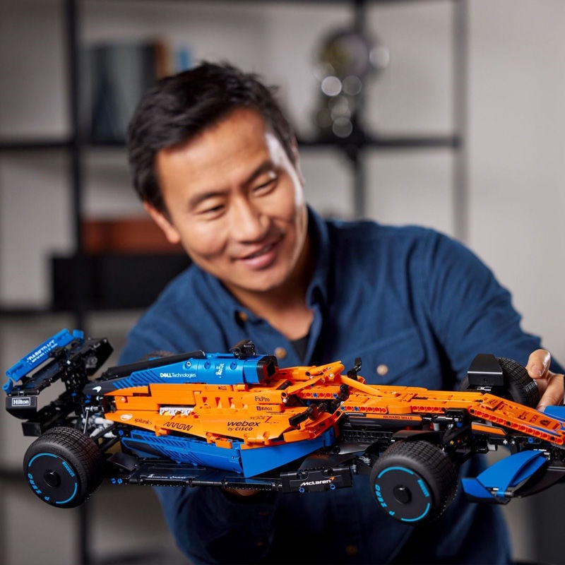 ของเล่นตัวต่อเลโก้-mclaren-f1-racing-car-42141-เทคโนโลยีเครื่องจักร-ความยากสูง