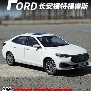 โมเดลรถยนต์ FORD ESCORT 1: 18 2022 อัลลอย ของเล่นสําหรับเด็ก