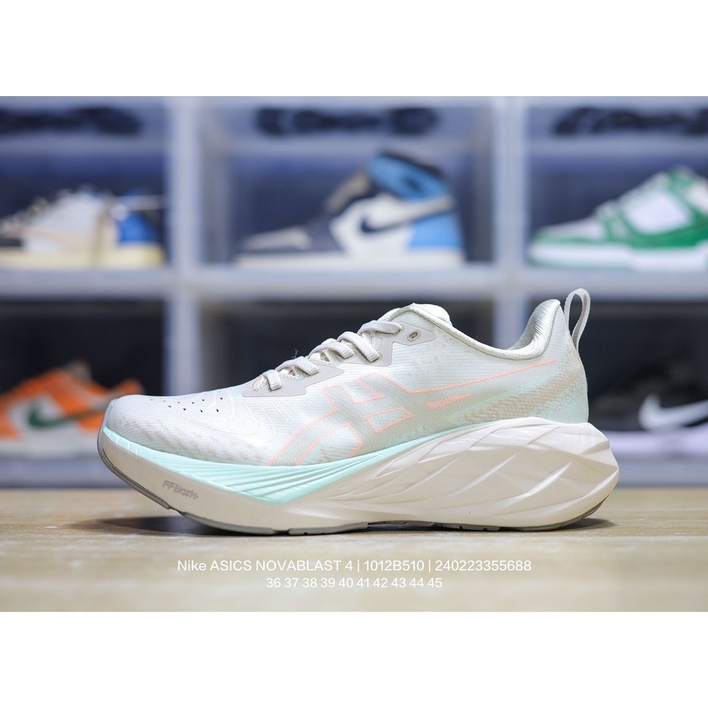 asics novablast pantip