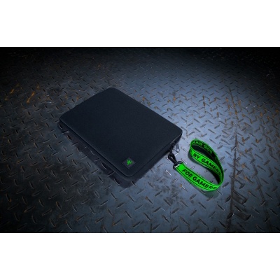 razer-neoprene-sleeve-v2-for-13-3-notebooks