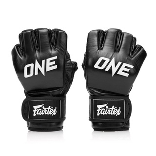ภาพหน้าปกสินค้านวมชกมวย FGV12 ONE X Fairtex Grappling Gloves ที่เกี่ยวข้อง