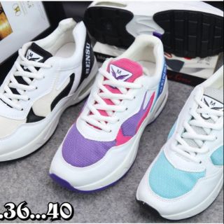 BRAND    :   ผ้าใบ แฟชั่น
ราคา       :   550
เกรด       :    A
ขนาด      :    36-40