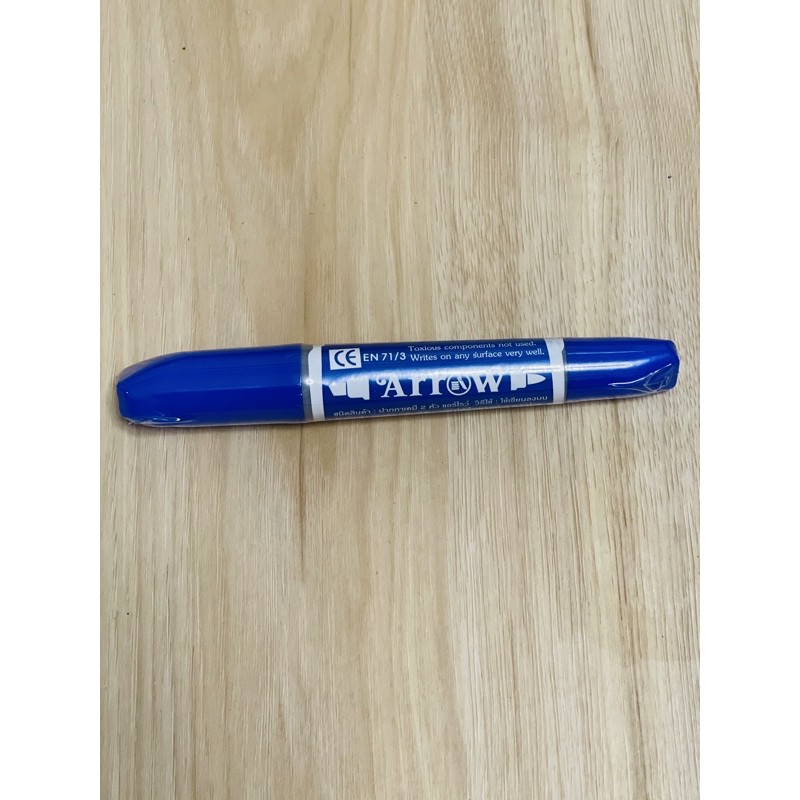 ภาพหน้าปกสินค้าArrow ปากกาเคมี 2 หัว แอโรว์ สีน้ำเงิน จากร้าน siwapat5 บน Shopee