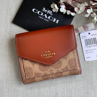 (ผ่อน0%) กระเป๋าสตางค์ Coach 31548 Colorblock Signature Canvas Small Wallet 3พับ งานshop ลายซี สีน้ำตาล