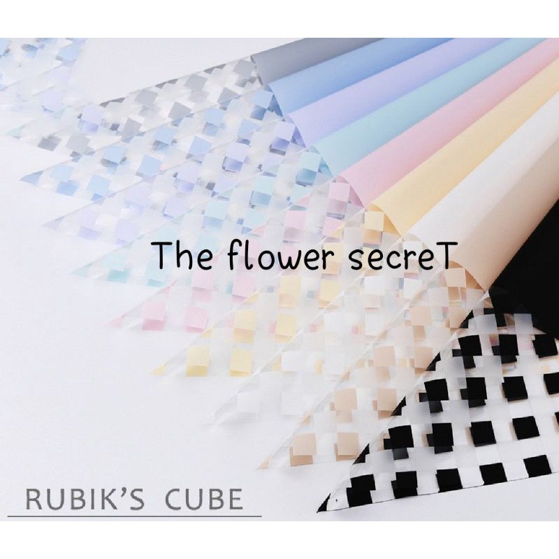 ภาพหน้าปกสินค้ากระดาษฟลาวด์ Rubik's cube กระดาษห่อช่อดอกไม้ จากร้าน flamemeemanear บน Shopee
