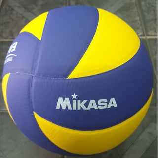 ภาพขนาดย่อสินค้าลูกวอลเลย์บอลMikasaรุ่นMVA365เบอร์5ราคาเบาๆ368บาทแถมเข็มกับตาข่ายฟรี