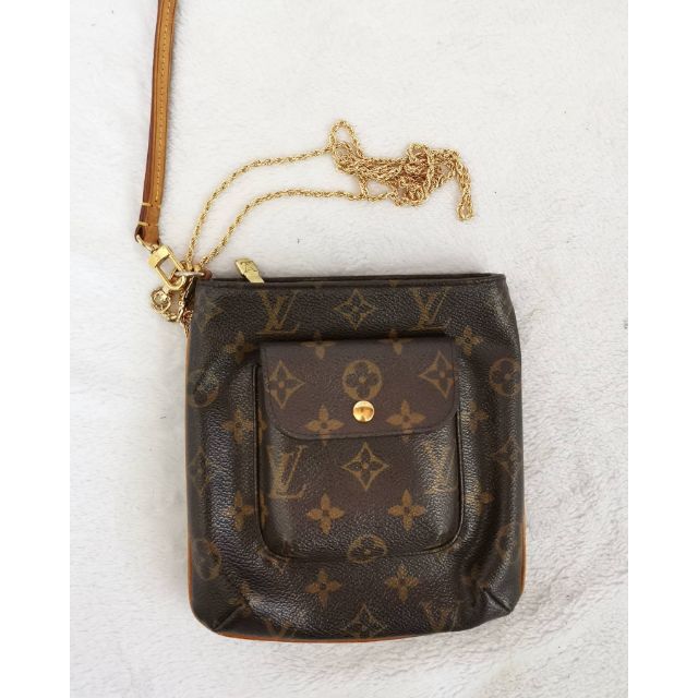 sold-out-louis-vuitton-partition-clutch-monogram